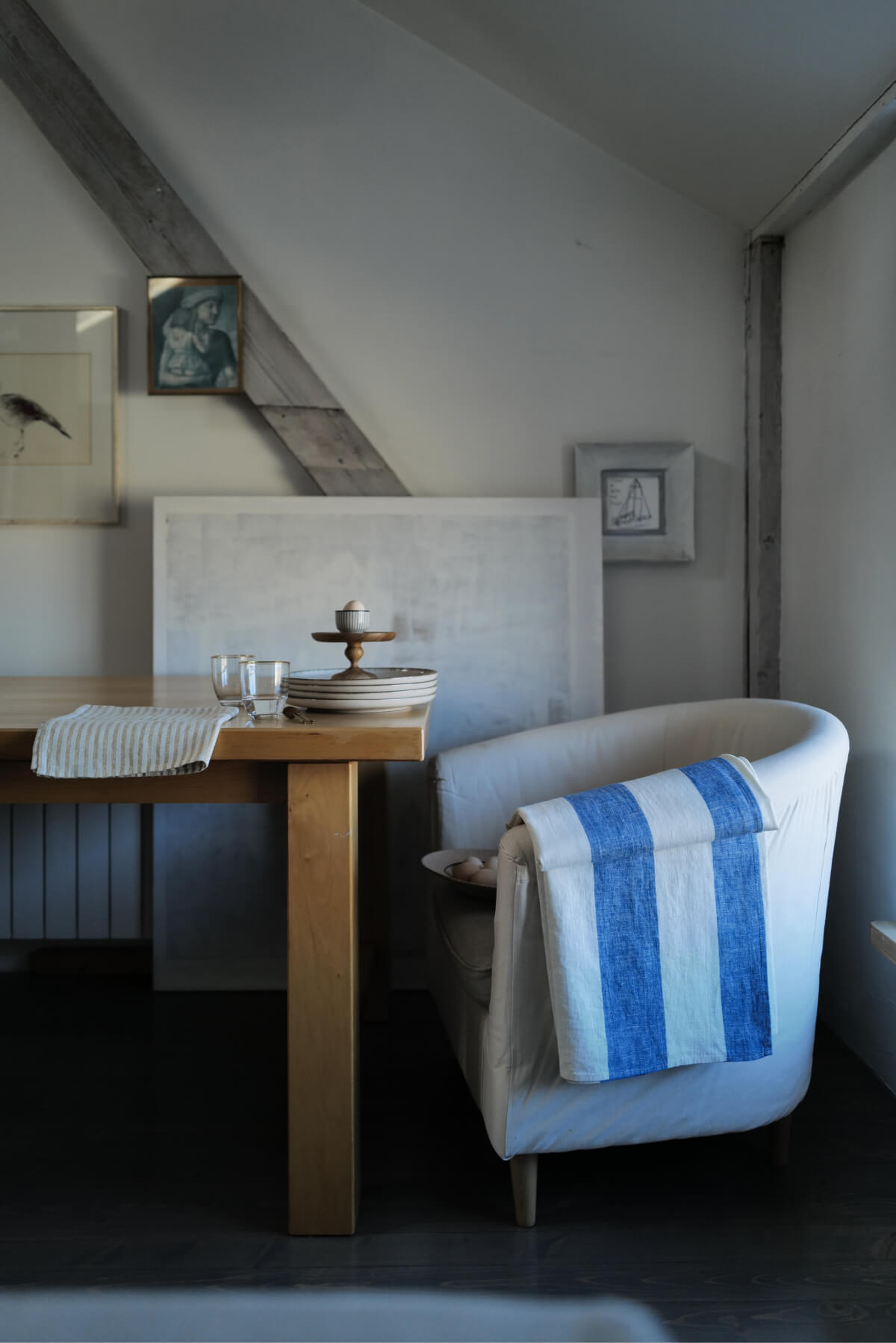 Table Linen Blue Big Stripes