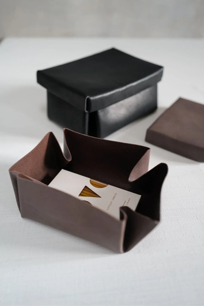 Leather Goods by Lille og Stor (Japan)