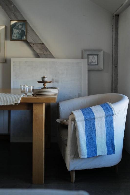 Table Linen Blue Big Stripes