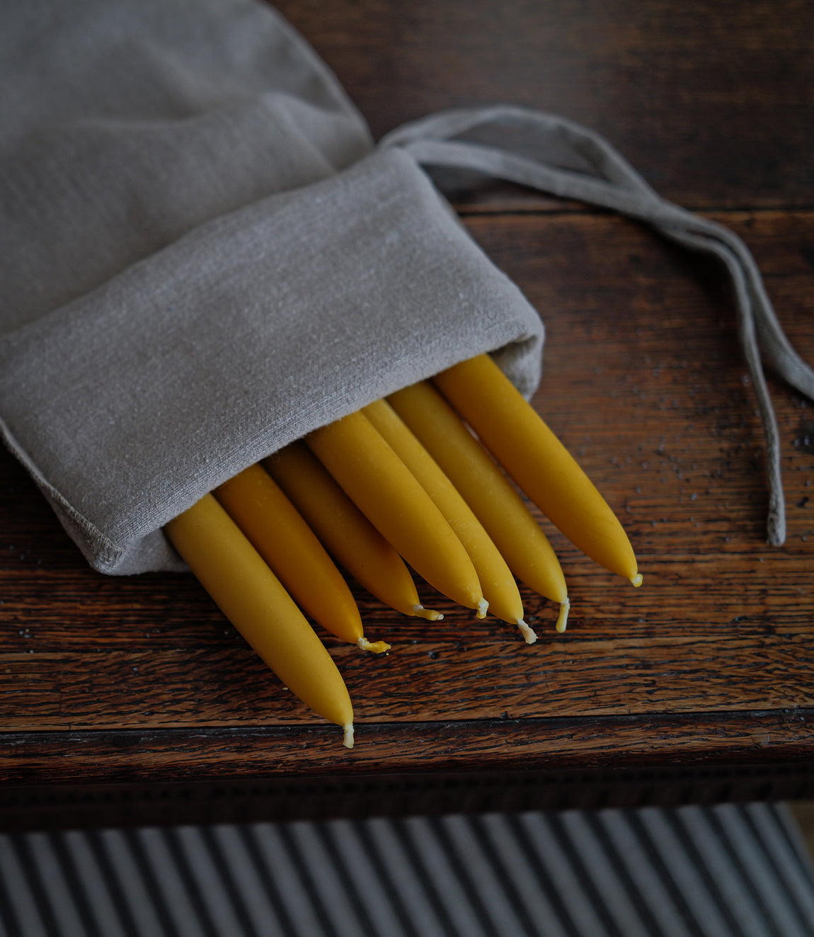 Classic Beeswax Tapers Long